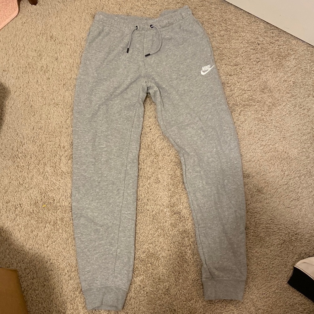 Nike womens joggers